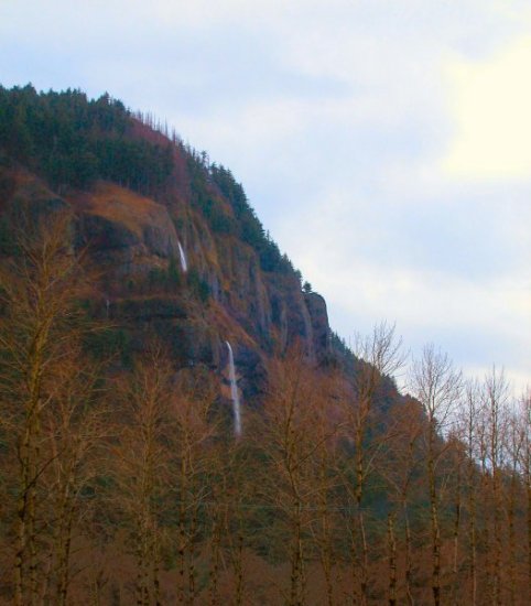Mist Falls from the west end of the I-84 Multnomah Falls parking lot
